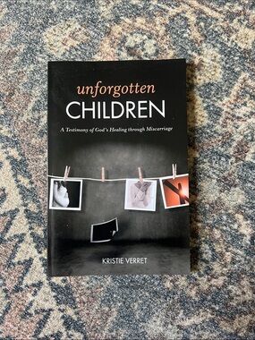 Kristie Verret Unforgotten Children Black Paperback Book